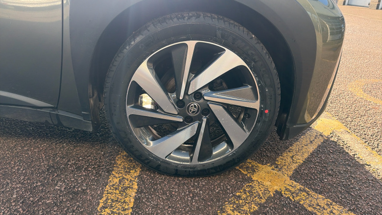 Toyota Aygo X 1.0 VVT-i Edge 5dr Petrol Hatchback